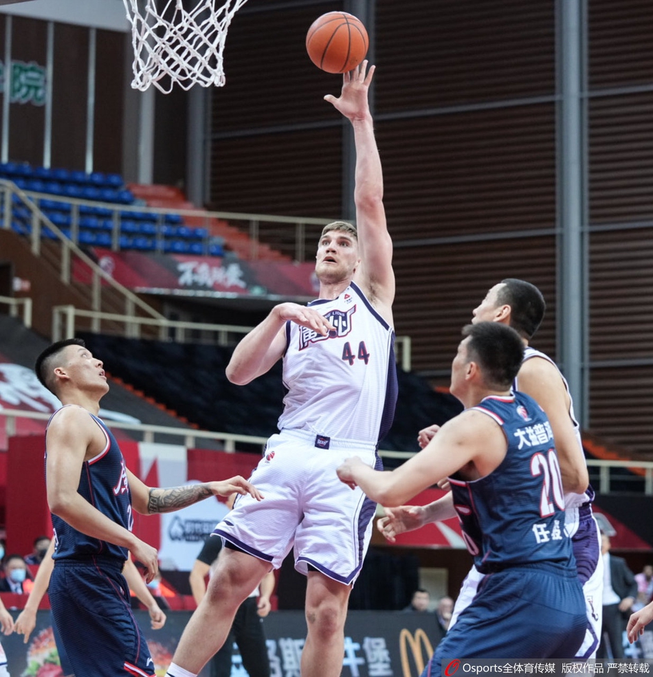 KAIYUN-皇家社会内部会议纪要流出——转会期止住颓势，CBA常规赛使命明确，年轻球员得到机会的简单介绍